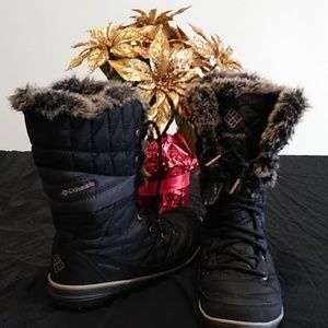 Woman Black Columbia Boots